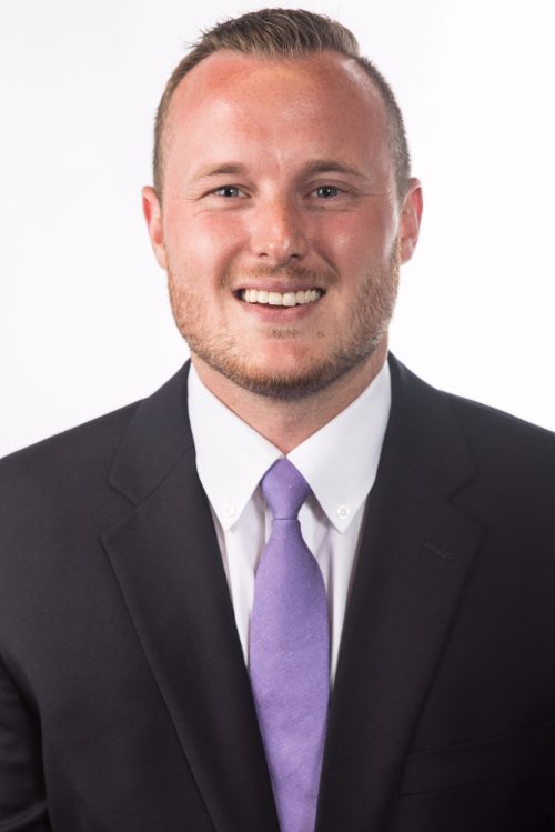 Volleyball DONE > Coaches > Nate Thompson